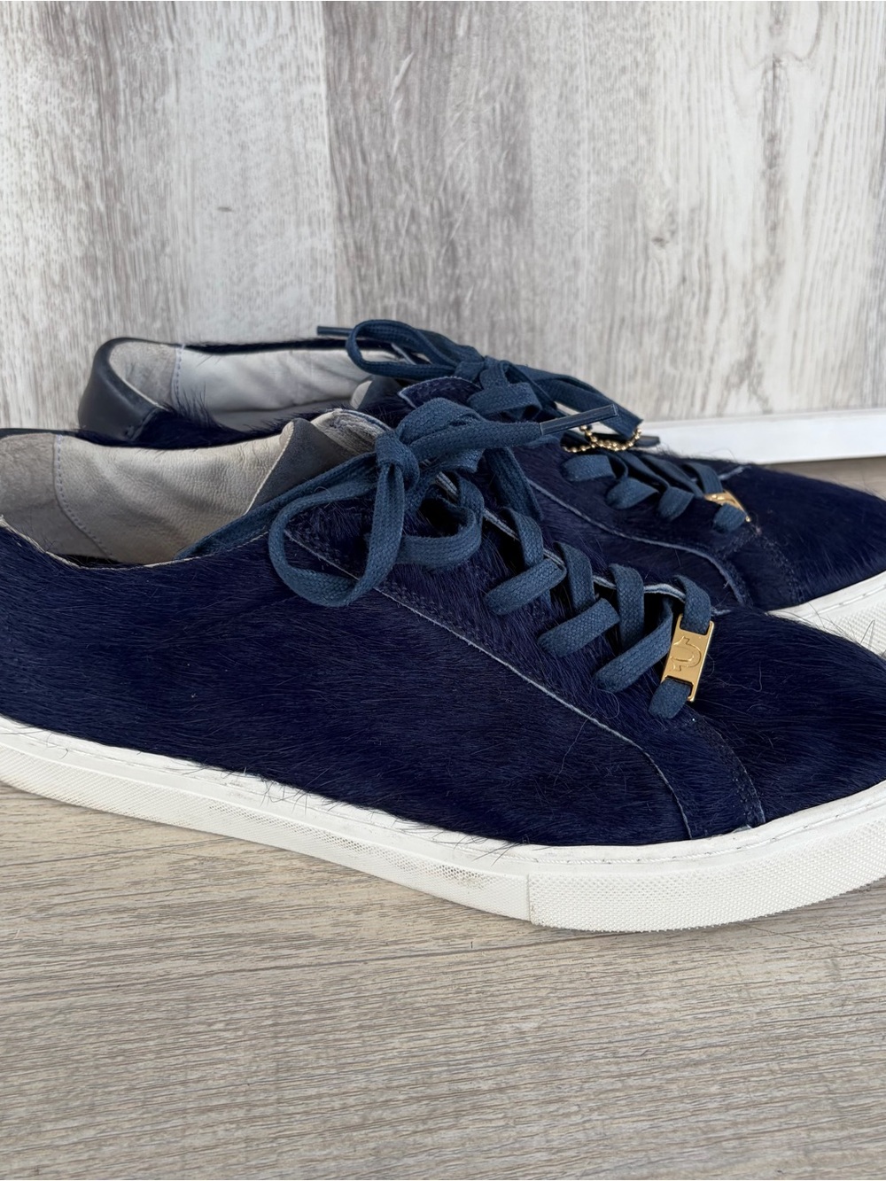 True Religion Blue Fur Sneakers Mens 10 42 Low Top Y2K Funky Club Shoes
